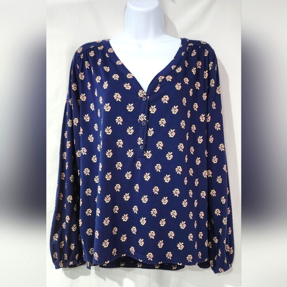 Old Navy Women's V-Neck Top Size Large Navy Floral Henley Button Office Casual - Picture 1 of 8